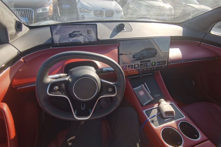 鸿蒙智行 智界R7 2025款 增程 251km Pro中控内饰12