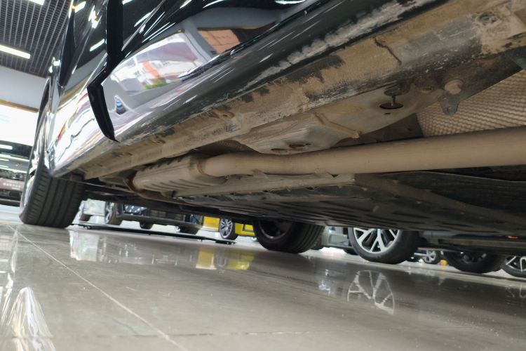 领克08 EM-P 2023款 220km 四驱性能Halo局部细节9002