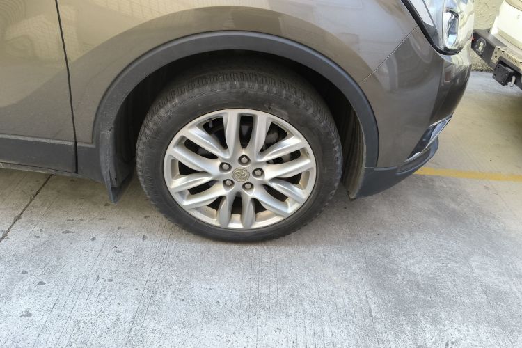 别克 昂科威 2019款 28T 四驱精英型 国VI车身外观10