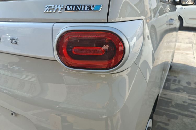 五菱汽车 宏光MINIEV 2024款 第三代 215km 青春版车身外观6006