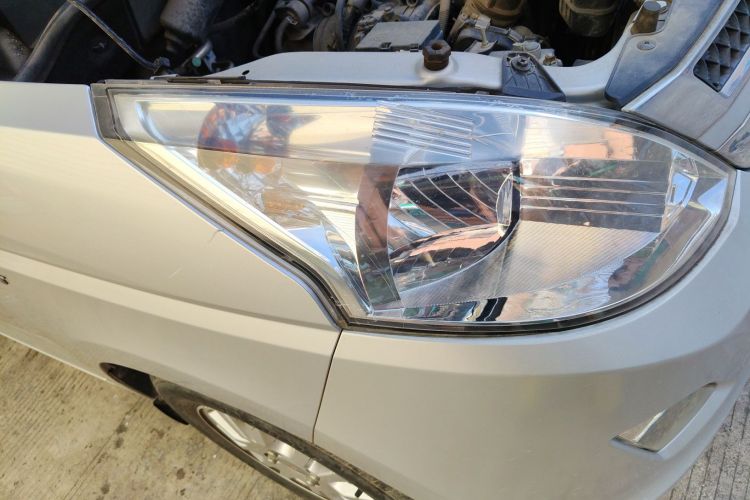 五菱汽车 五菱荣光V 2018款 1.5L标准型车身外观8