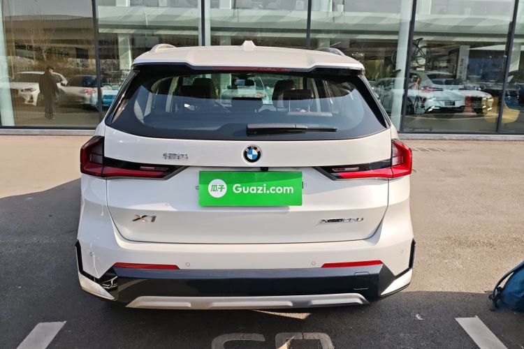 宝马X1 2023款 xDrive25Li X设计套装车身外观6004