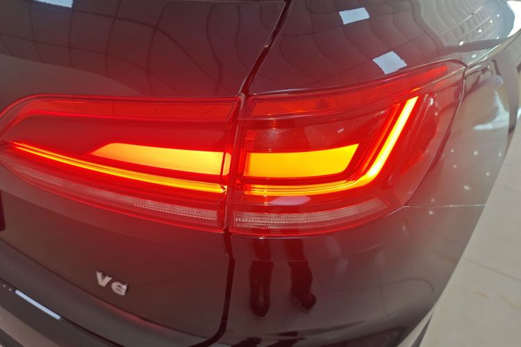 大众 途锐 2020款 2.0TSI 锐尚版 国VI车身外观9