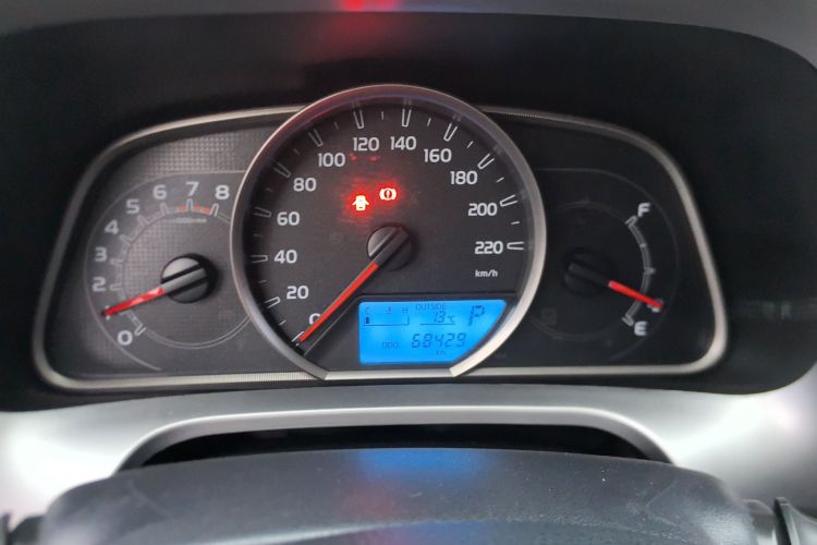 丰田 RAV4荣放 2016款 2.0L CVT两驱风尚版 国V中控内饰14