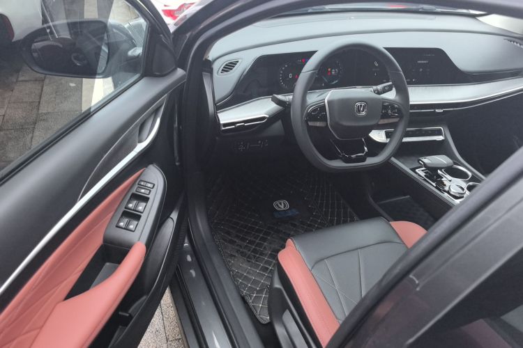 长安 逸动 2023款 畅享版 PLUS 蓝鲸NE 1.4T GDI DCT尊贵版中控内饰20