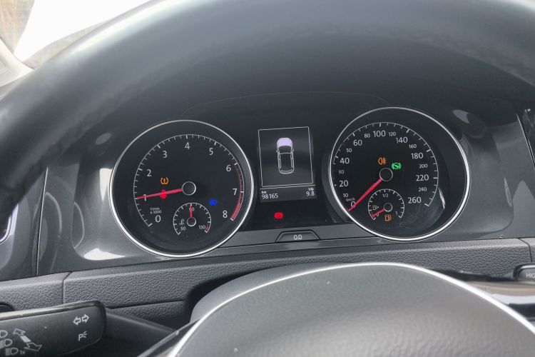 大众 高尔夫 2018款 230TSI 自动舒适型局部细节14