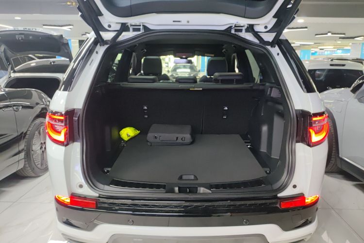 路虎 发现运动版新能源 2022款 改款 P300e 插电式电动混合版机舱底盘23