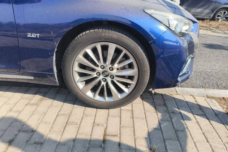 英菲尼迪Q50L 2018款 2.0T 逸享版 国V车身外观10