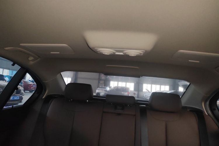 宝马3系 2019款 320Li M运动套装局部细节22