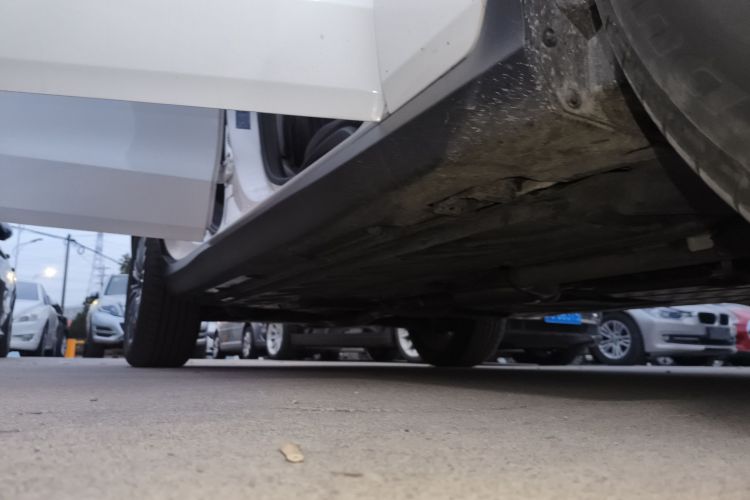 奔驰GLC 2018款 GLC 260 4MATIC 动感型局部细节9001