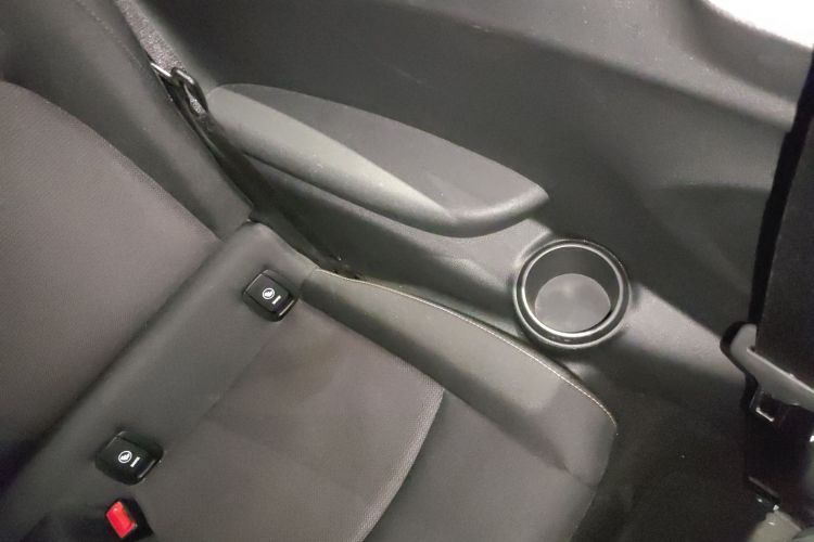 MINI 2016款 1.2T ONE 先锋派中控内饰7006