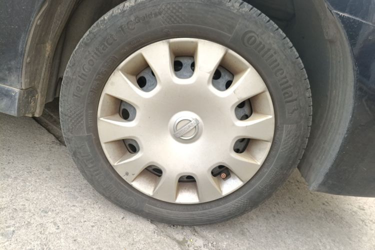 日产 轩逸 2018款 经典 1.6XE CVT舒适版车身外观10