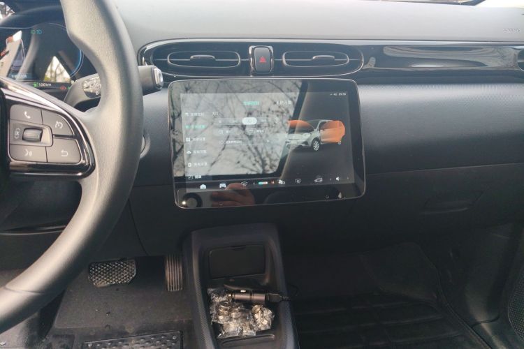 零跑汽车 零跑T03 2022款 耀金版中控内饰16