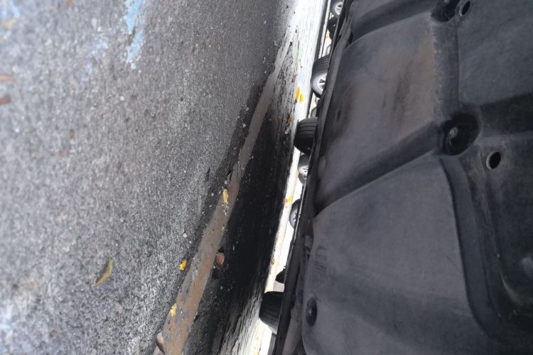 奔驰R级 2017款 R 320 4MATIC 商务型臻藏版局部细节9009