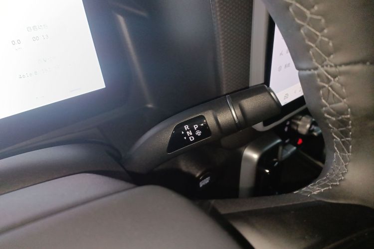 哈弗大狗 2026款 1.5T DCT边牧版中控内饰18