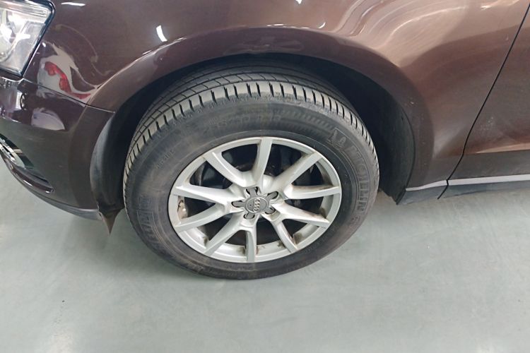 奥迪Q5 2013款 40 TFSI 进取型车身外观6007