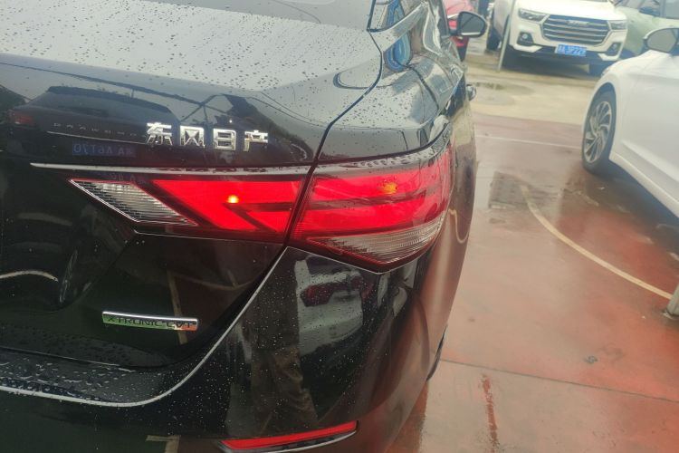 日产 轩逸 2020款 1.6L XL CVT悦享版车身外观9