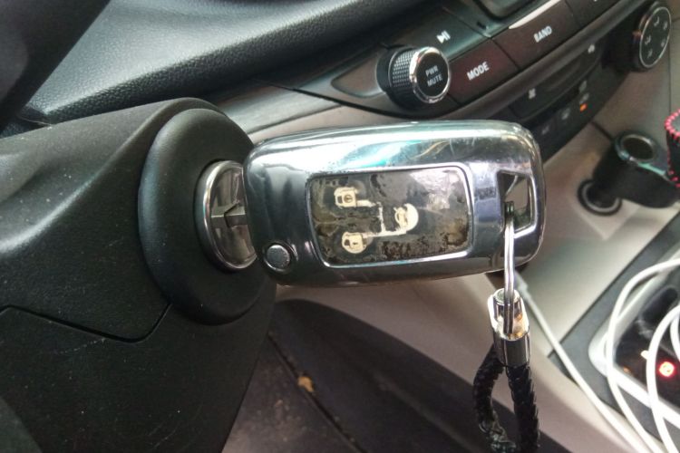 别克 英朗 2017款 15N 自动精英型中控内饰11