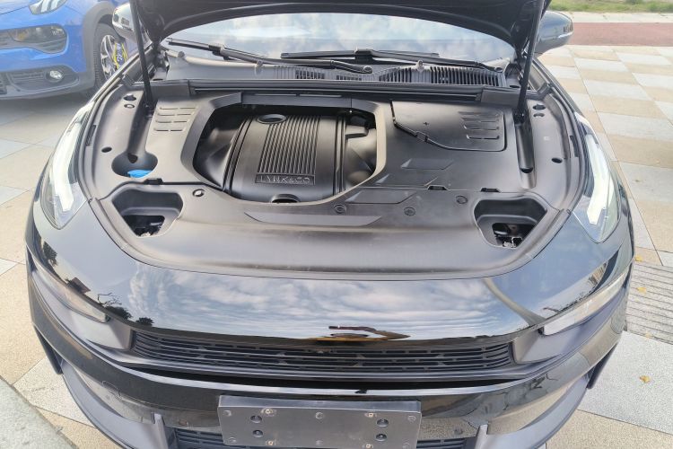 领克03 2020款 1.5TD DCT劲Pro版机舱底盘24