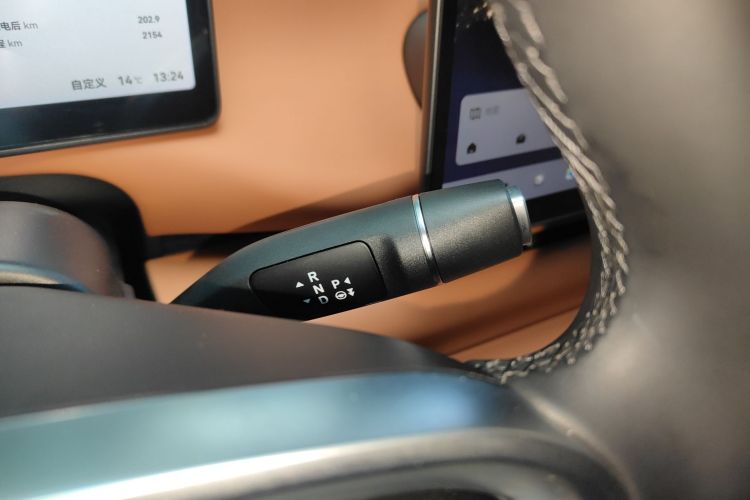 零跑汽车 零跑C16 2024款 纯电 520激光雷达版中控内饰18