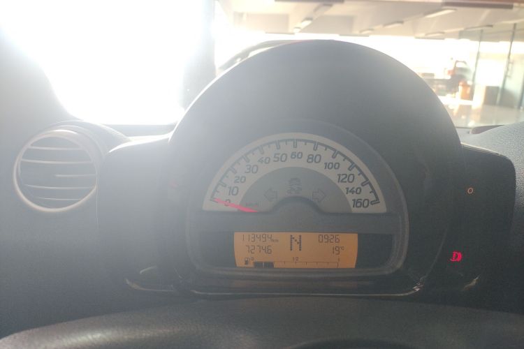smart fortwo 2011款 1.0 MHD 硬顶标准版局部细节14