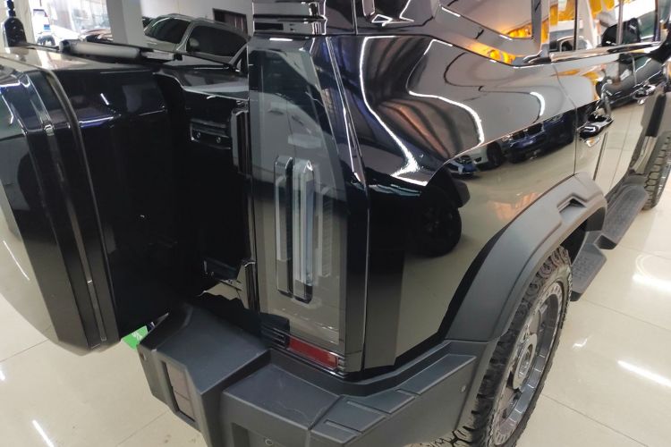 捷途旅行者 2024款 2.0T 四驱银龙之翼车身外观9