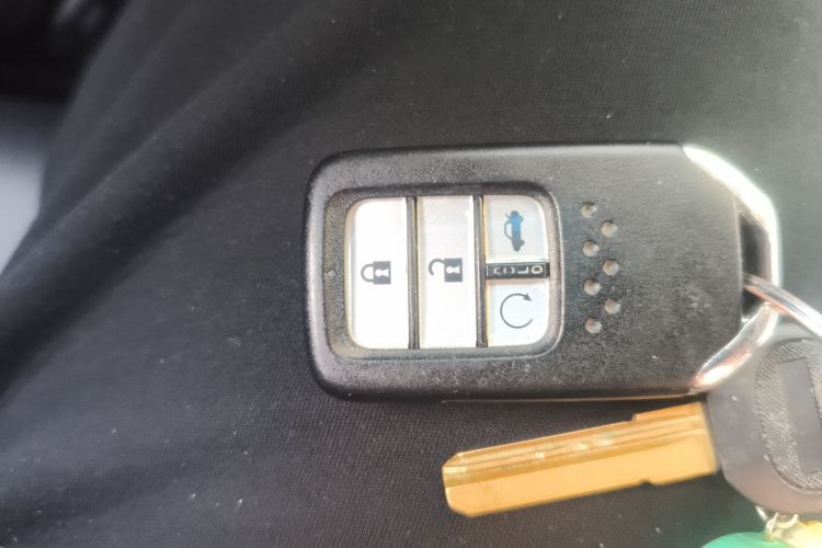 本田 英仕派 2019款 260TURBO 精致版 国VI中控内饰7001