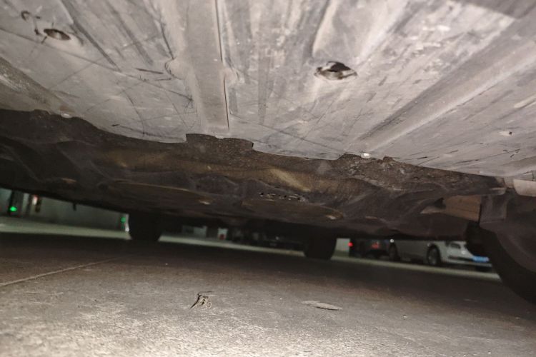 捷豹XFL 2017款 XFL 2.0T 240PS 奢华版局部细节9008