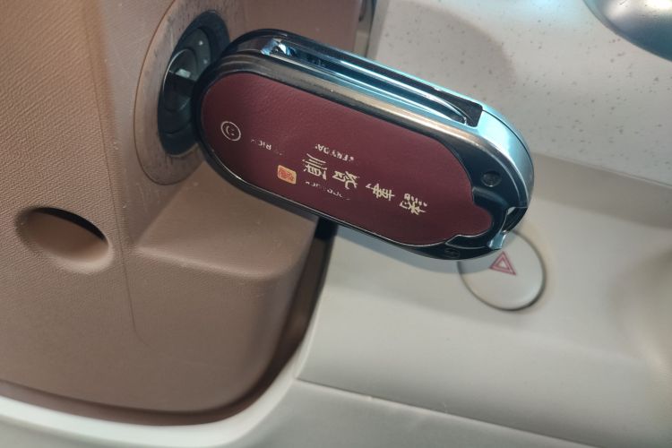 五菱汽车 宏光MINIEV 2024款 第三代 170km中控内饰11