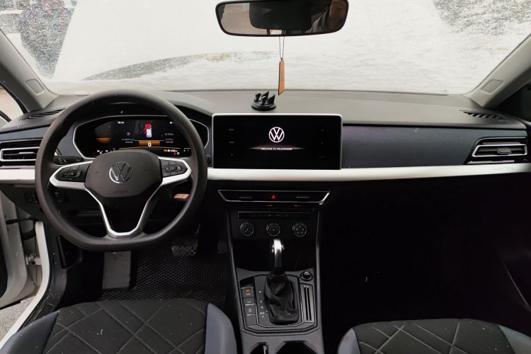 大众 朗逸 2023款 改款 1.5L 自动得逸版中控内饰7002