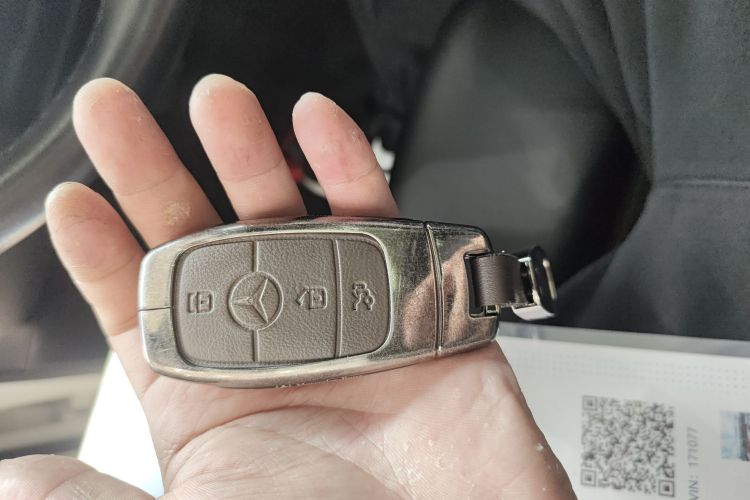 奔驰GLA 2022款 改款二 GLA 200中控内饰7001