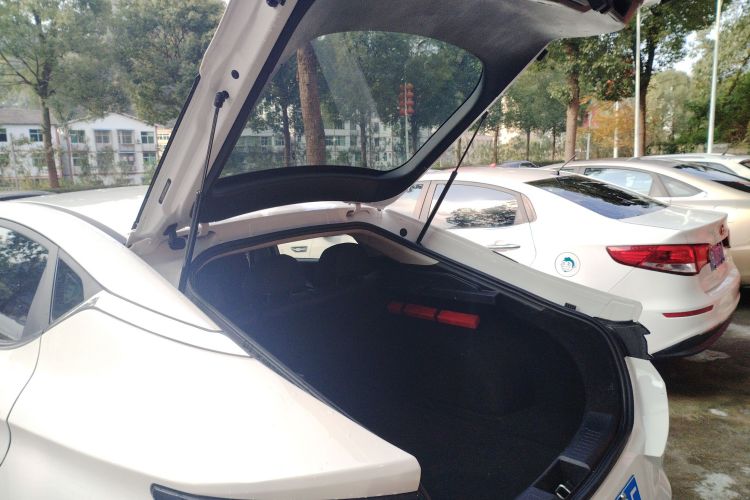 思皓A5 2022款 1.5T CVT青春版机舱底盘23