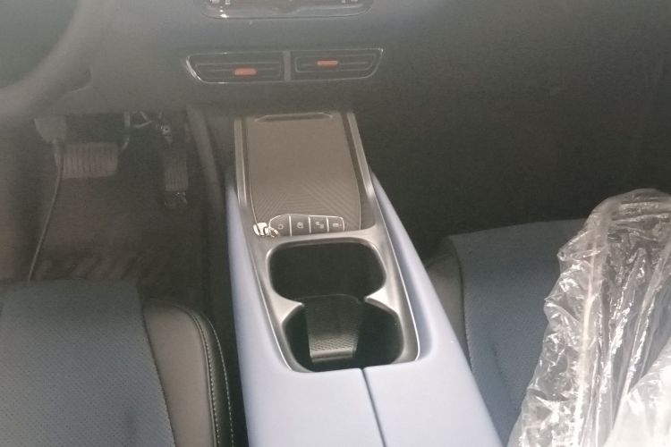 比亚迪 海鸥 2025款 305km 活力版中控内饰16