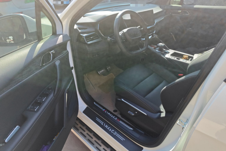 领克06 2023款 Remix 1.5T 劲Pro中控内饰20