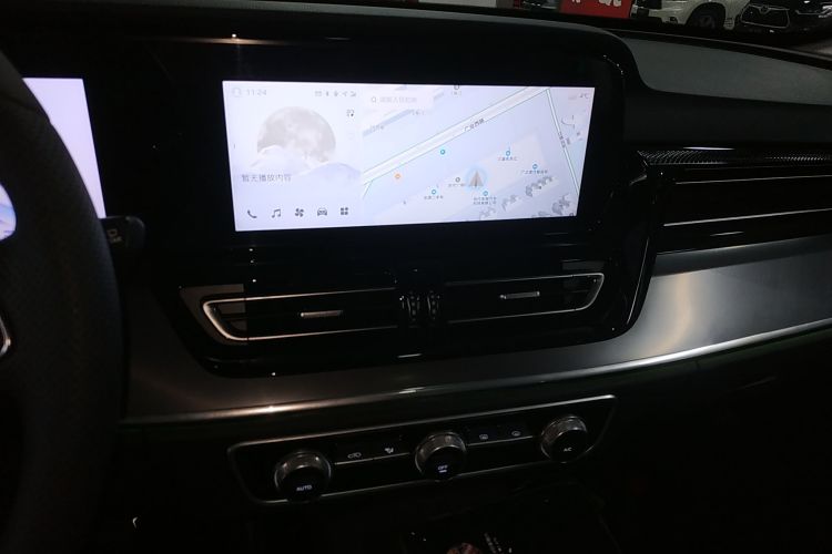 红旗HS5 2023款 2.0T 旗享Pro版中控内饰16