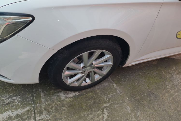 别克 威朗 2017款 三厢 15S 自动进取型车身外观6007