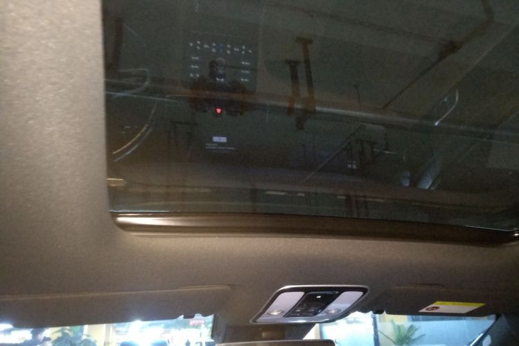 理想汽车 理想ONE 2021款 增程6座版中控内饰22