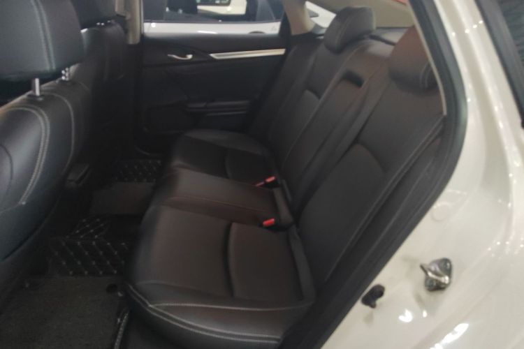 本田 思域 2016款 220TURBO 手动豪华版中控内饰21