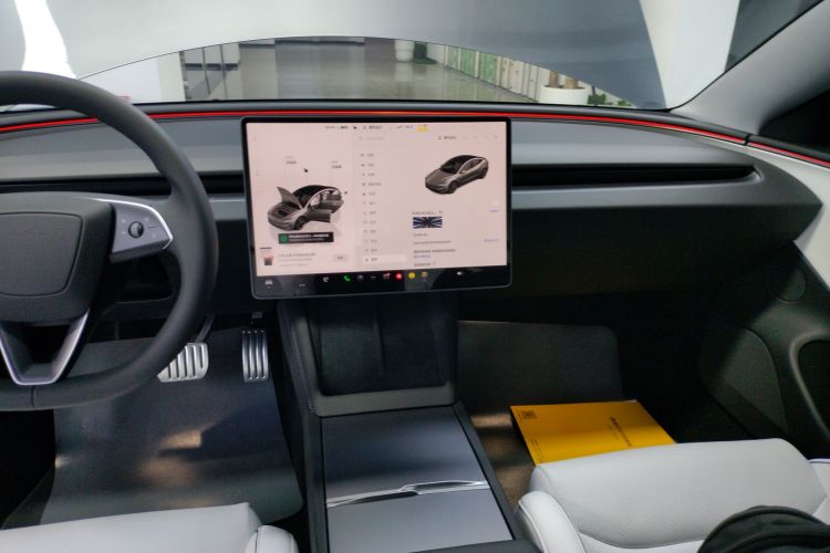 特斯拉 Model 3 2024款 高性能全轮驱动版局部细节16
