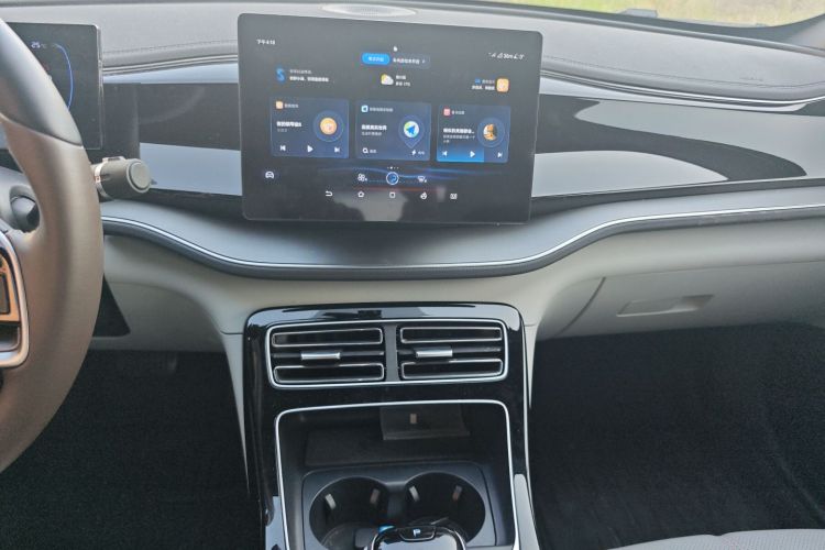 比亚迪 秦PLUS 2024款 荣耀版 EV 420KM领先型中控内饰16