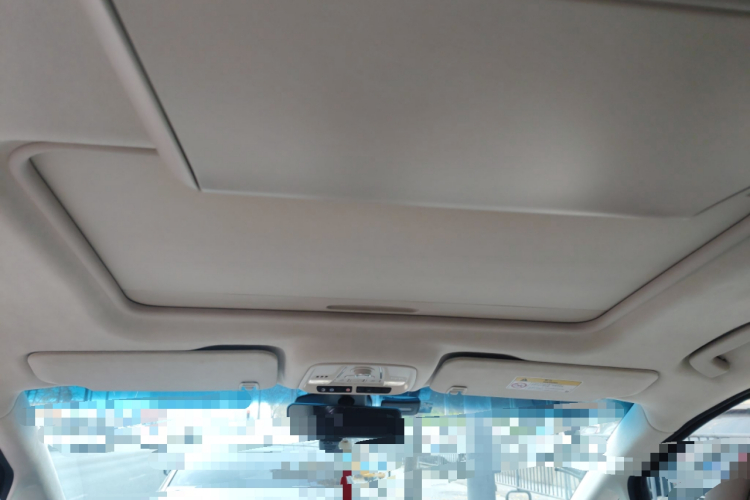 别克GL8 2021款 Avenir艾维亚 七座亲礼版中控内饰22