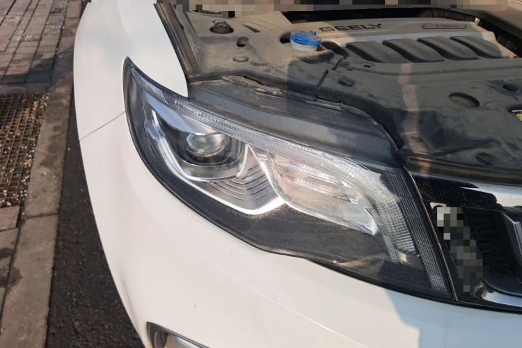 吉利汽车 博越 2018款 1.8TD 自动两驱智尊型4G互联版车身外观8