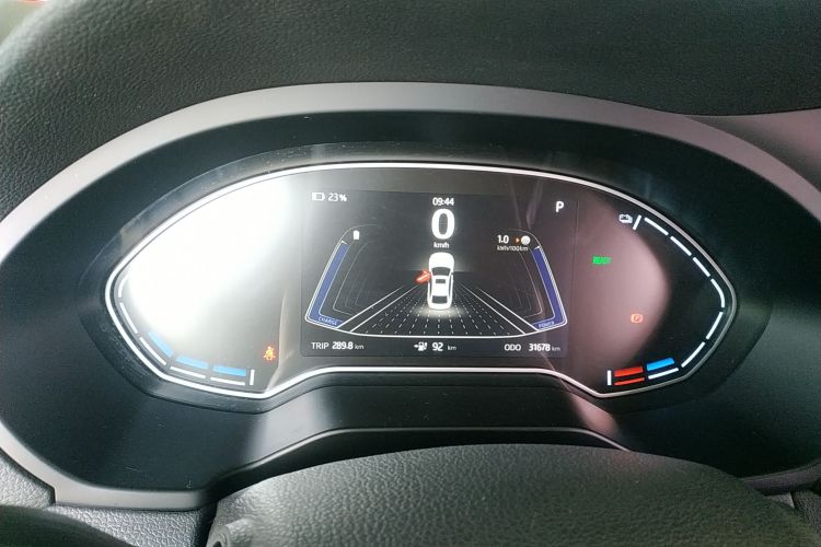 江汽集团 江淮iEVA60 2019款 旗舰型中控内饰14