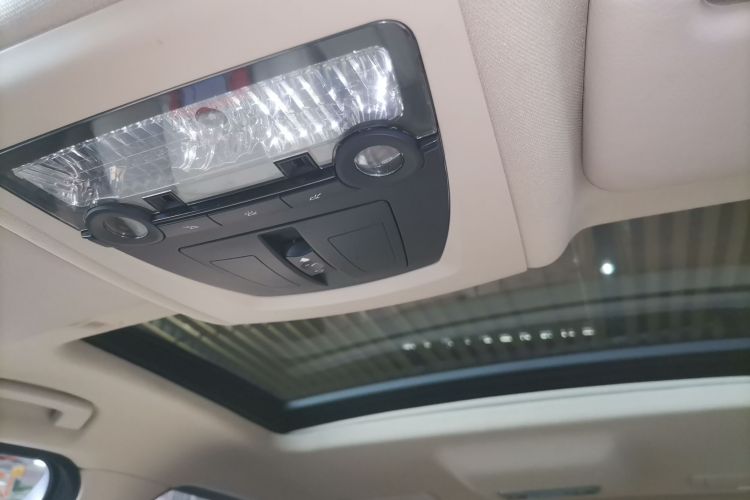 宝马5系 2014款 520Li 典雅型局部细节22