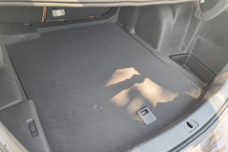 别克 君越 2016款 20T 豪华型局部细节23