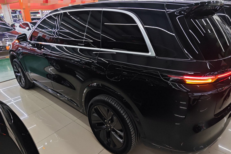 理想汽车 理想L8 2024款 Max车身外观6003