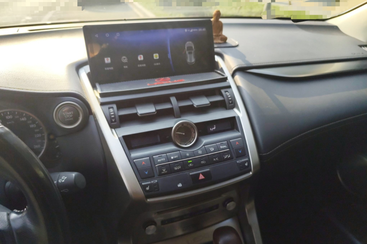 雷克萨斯NX 2016款 200 全驱 锋尚版中控内饰16