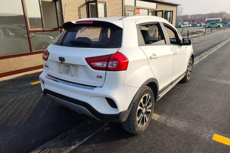 吉利汽车 远景X3 2017款 1.5L 手动尊贵型车身外观6005