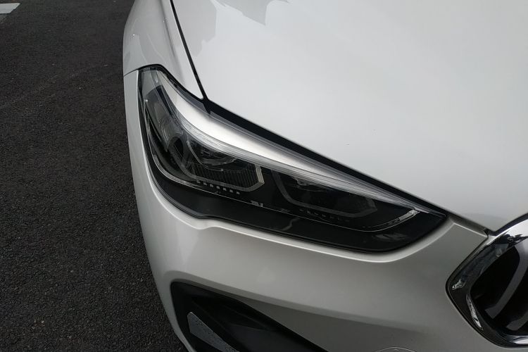 宝马X1 2021款 改款 sDrive20Li 尊享型车身外观6006