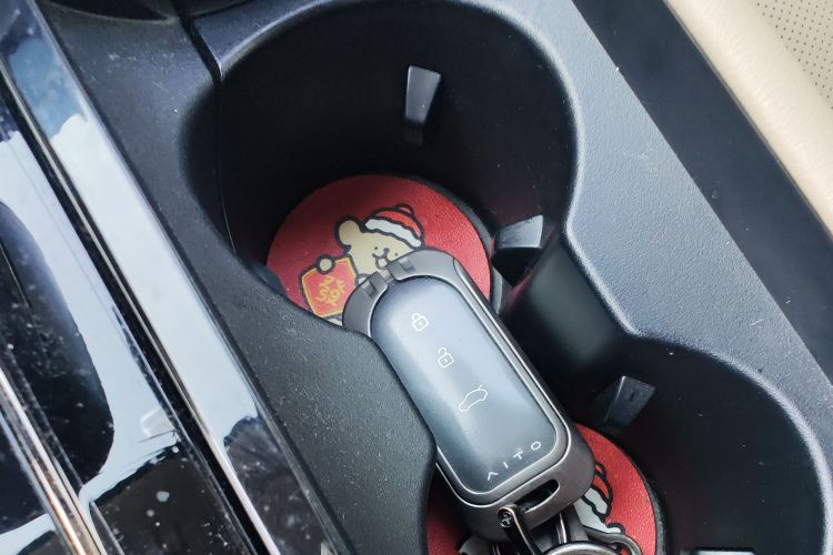 鸿蒙智行 问界M7 2024款 1.5T 后驱Plus版 5座中控内饰7001